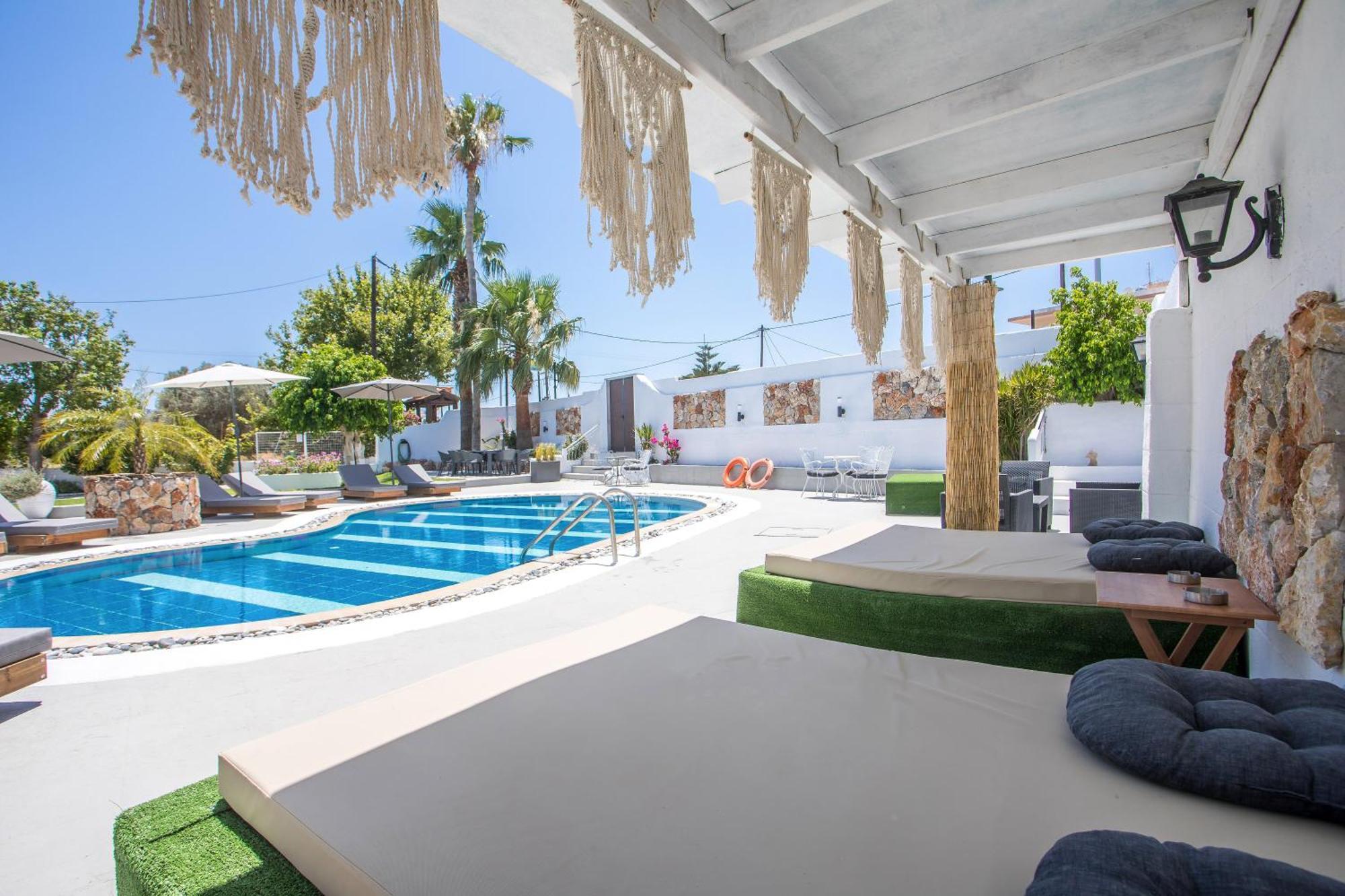 Toula'S Apartments فاليراكي المظهر الخارجي الصورة