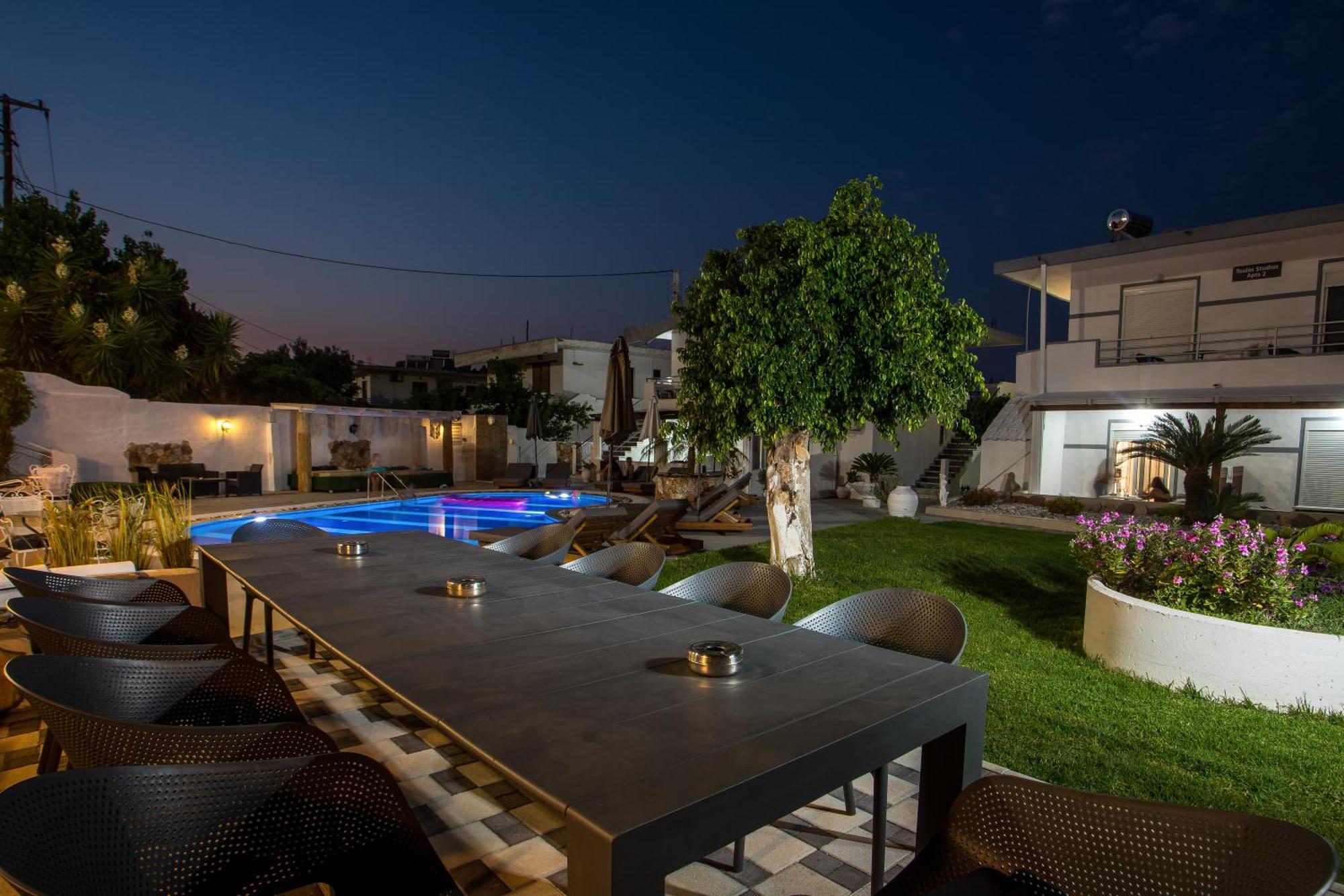 Toula'S Apartments فاليراكي المظهر الخارجي الصورة